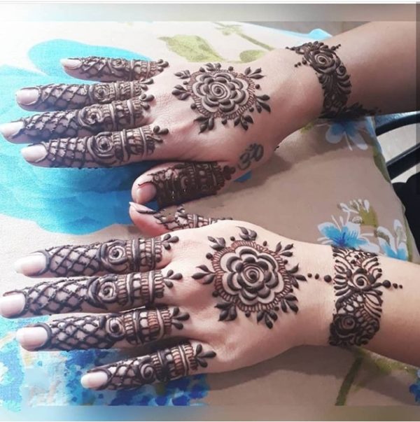 Round Design/Gol Tikka Mehndi With Unlimited Image Mylargebox