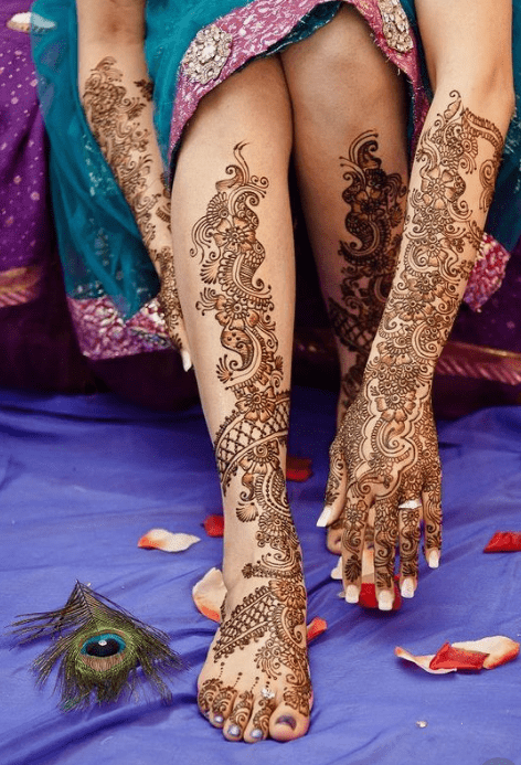 Bridal mehndi for full hands and legs