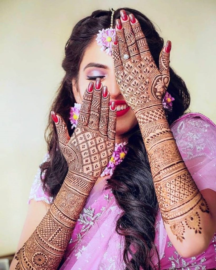 Full hand mehndi design for bride
