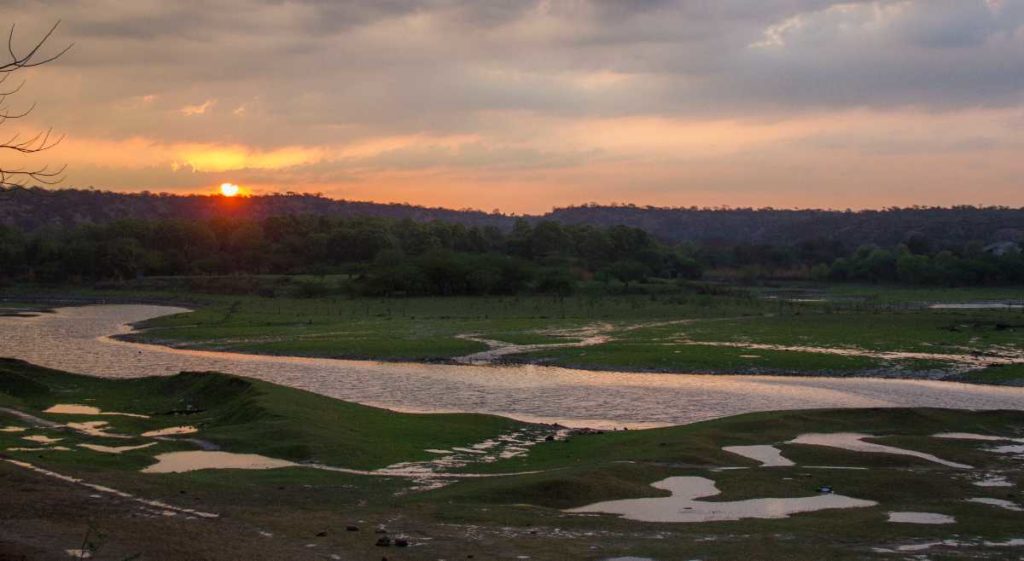 Damdama Lake