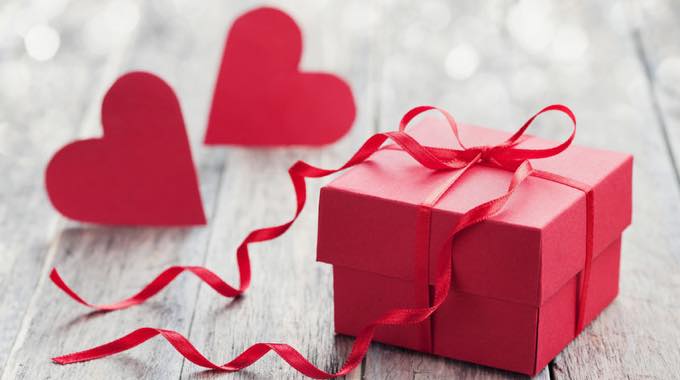 What gift to give to your partner on Valentine’s Day