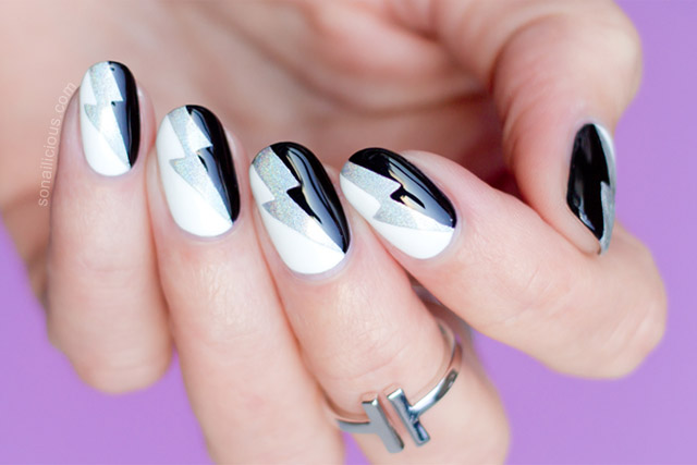 Graphic Nail Art black & white