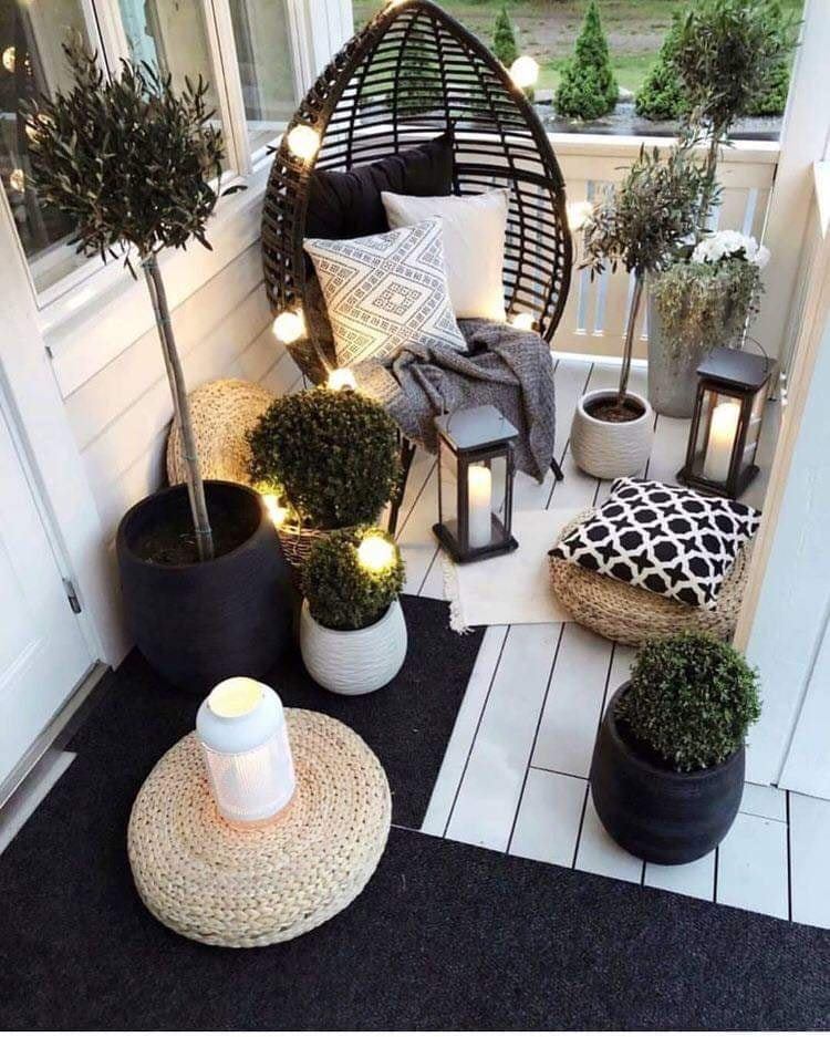 swing balcony  decoration