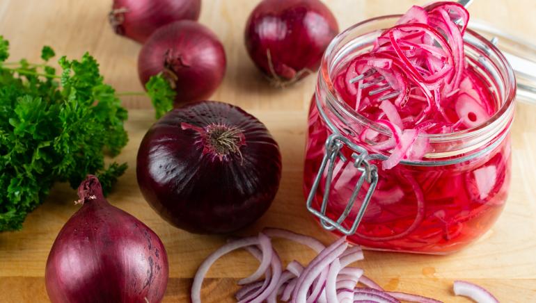 benefits of eating onion