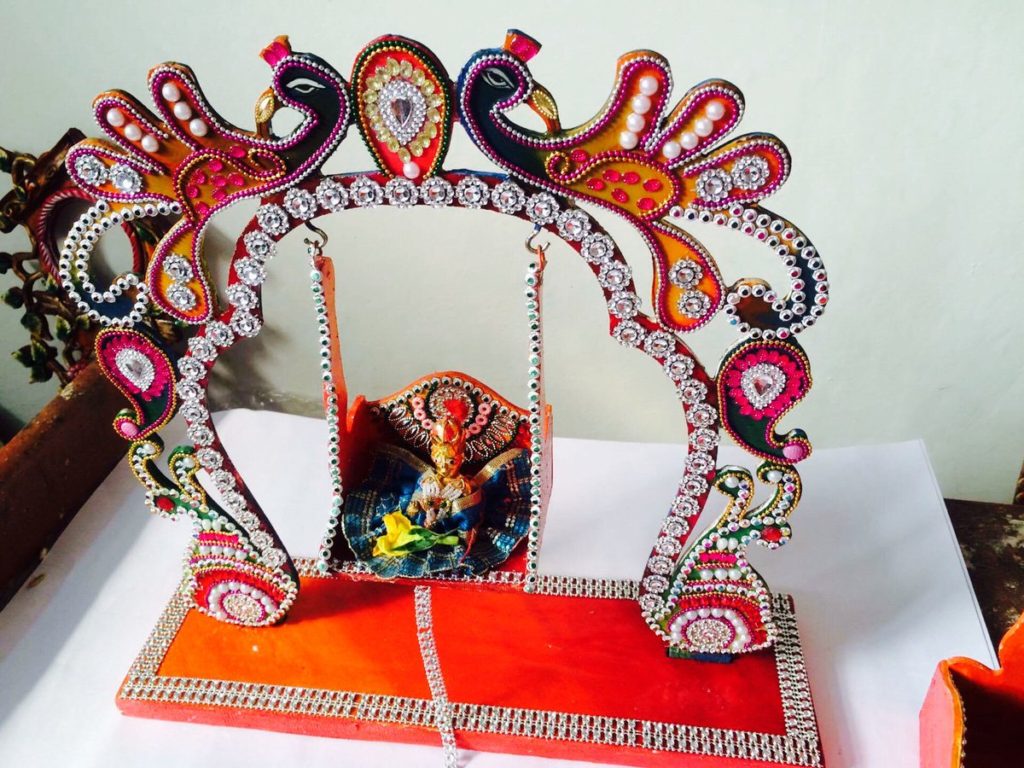 how to make a jhula for krishna janmasthmi