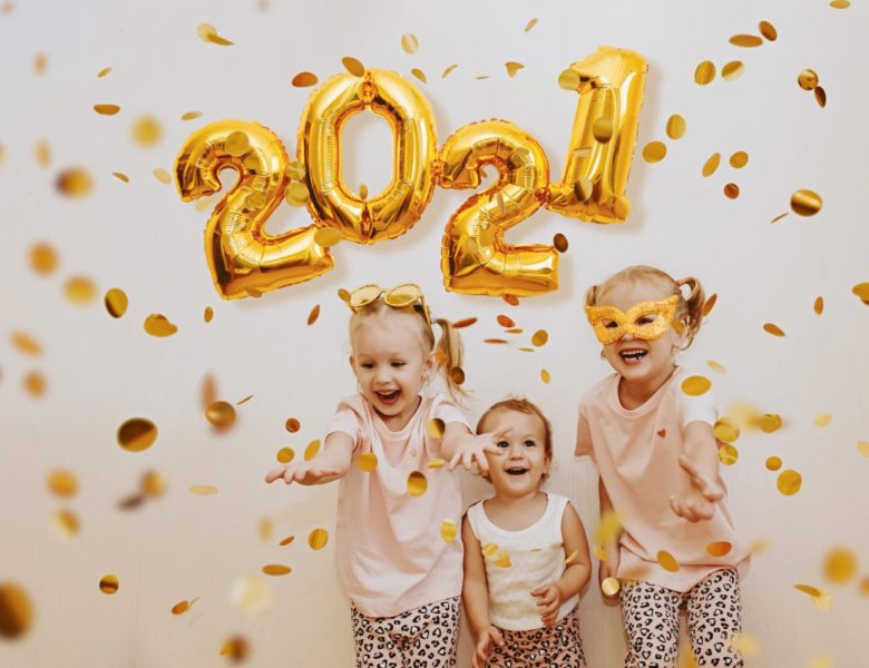 These are the ways to enjoy new year at home with kids