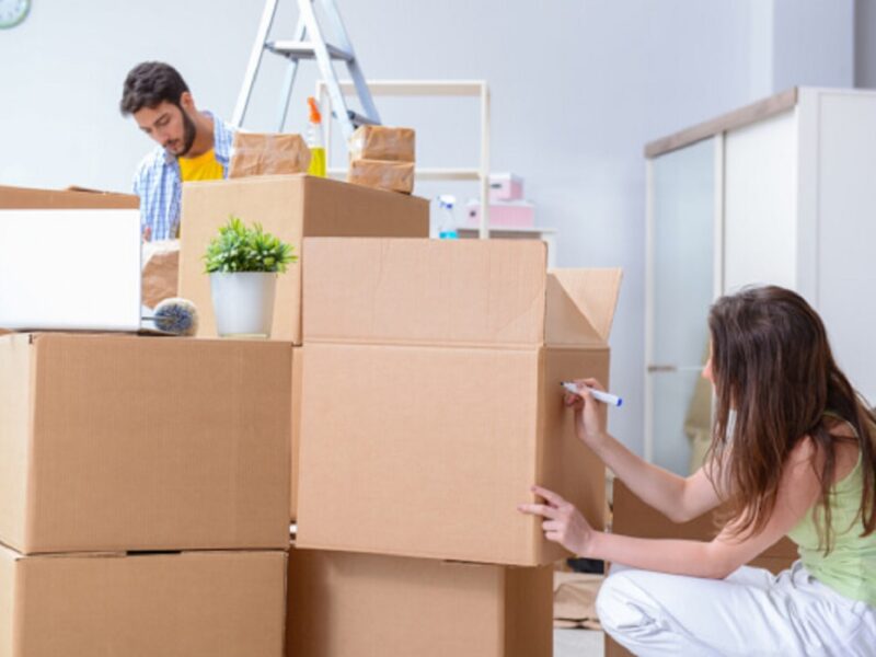 10 Tips for Shifting Luggage from Movers Packers