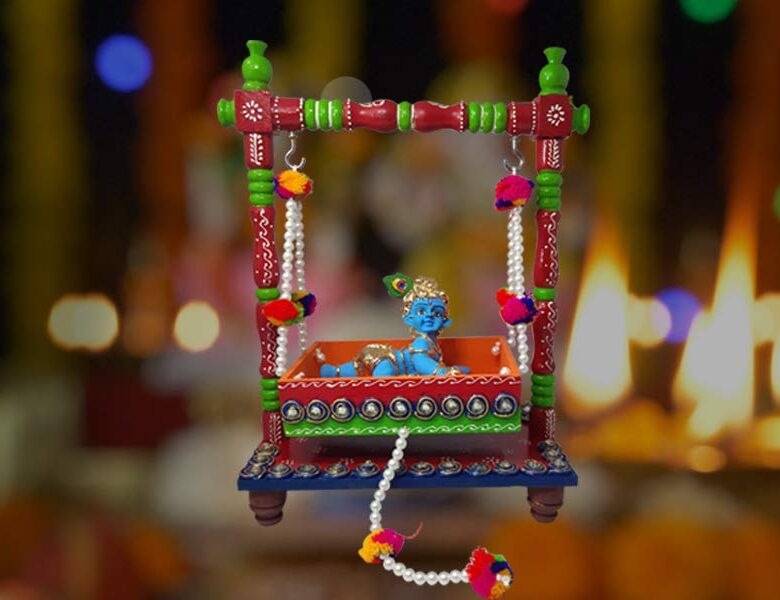 This year on Janmashtami, decorate your Kanha ji like this, you will get exclusive fruits