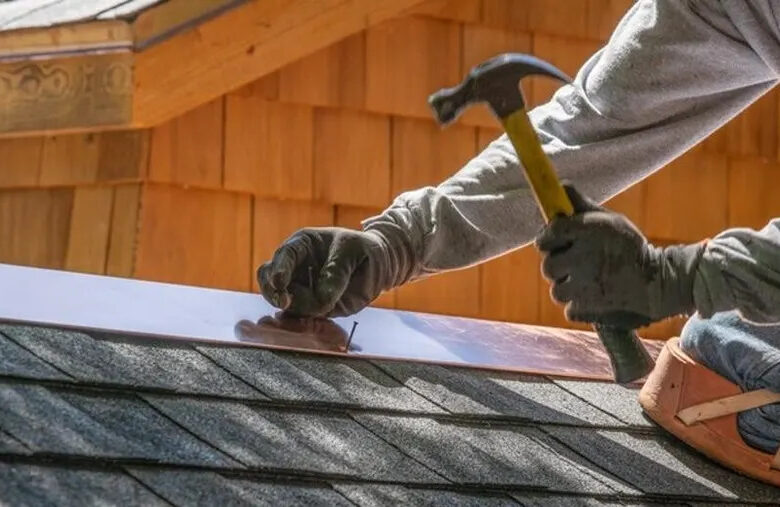 How to Replace Damaged Roof Shingles